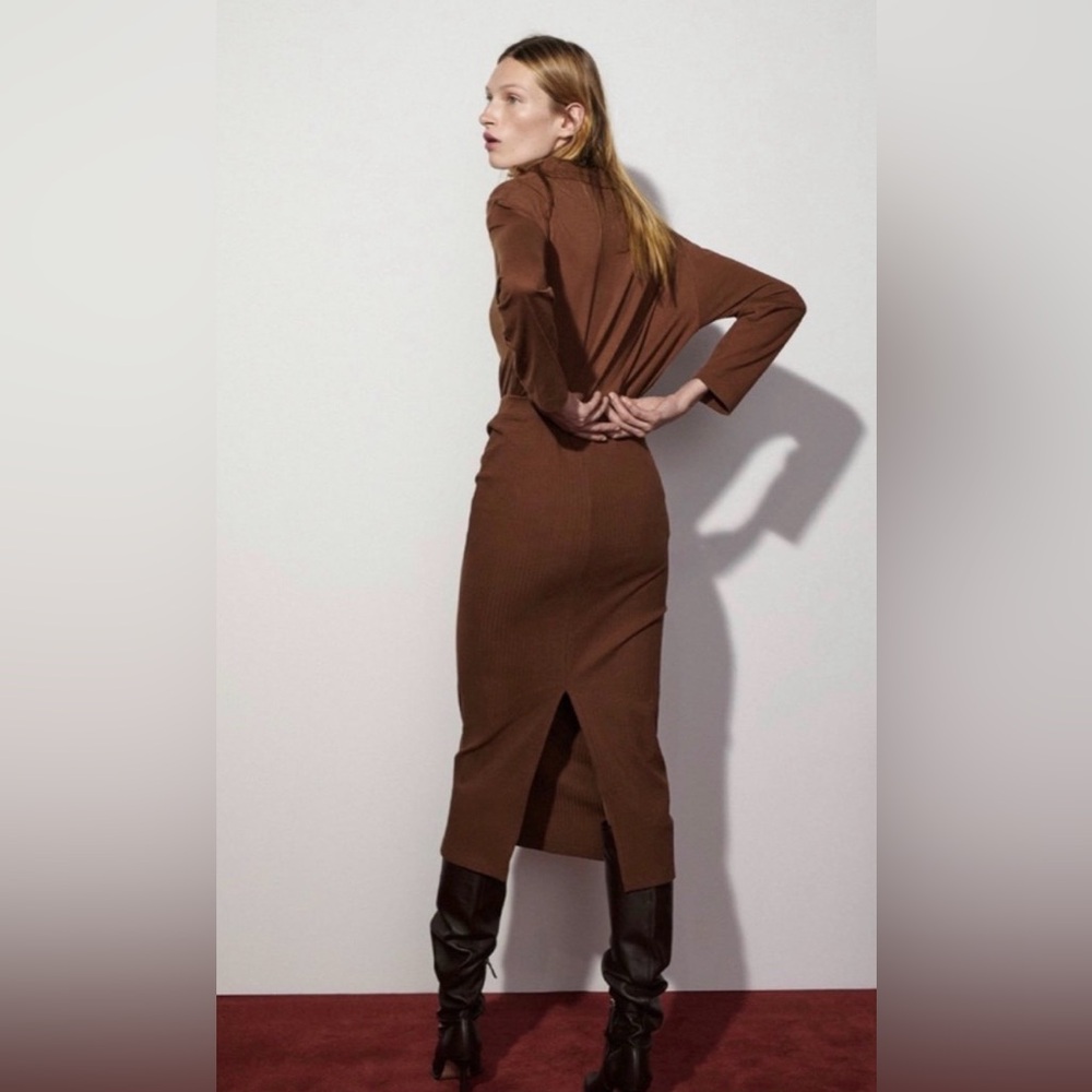 Zara Stretchy Ribbed Brown Midi Skirt Size S | Spring collection 💫